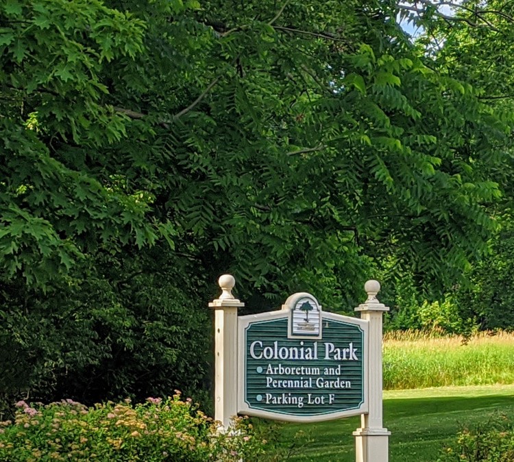 colonial-park-photo